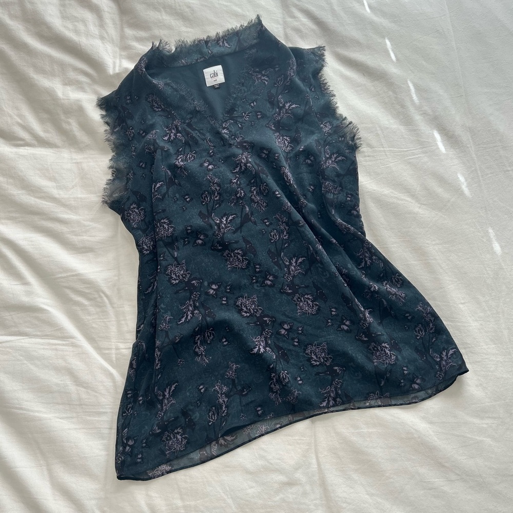 Cabi Top
